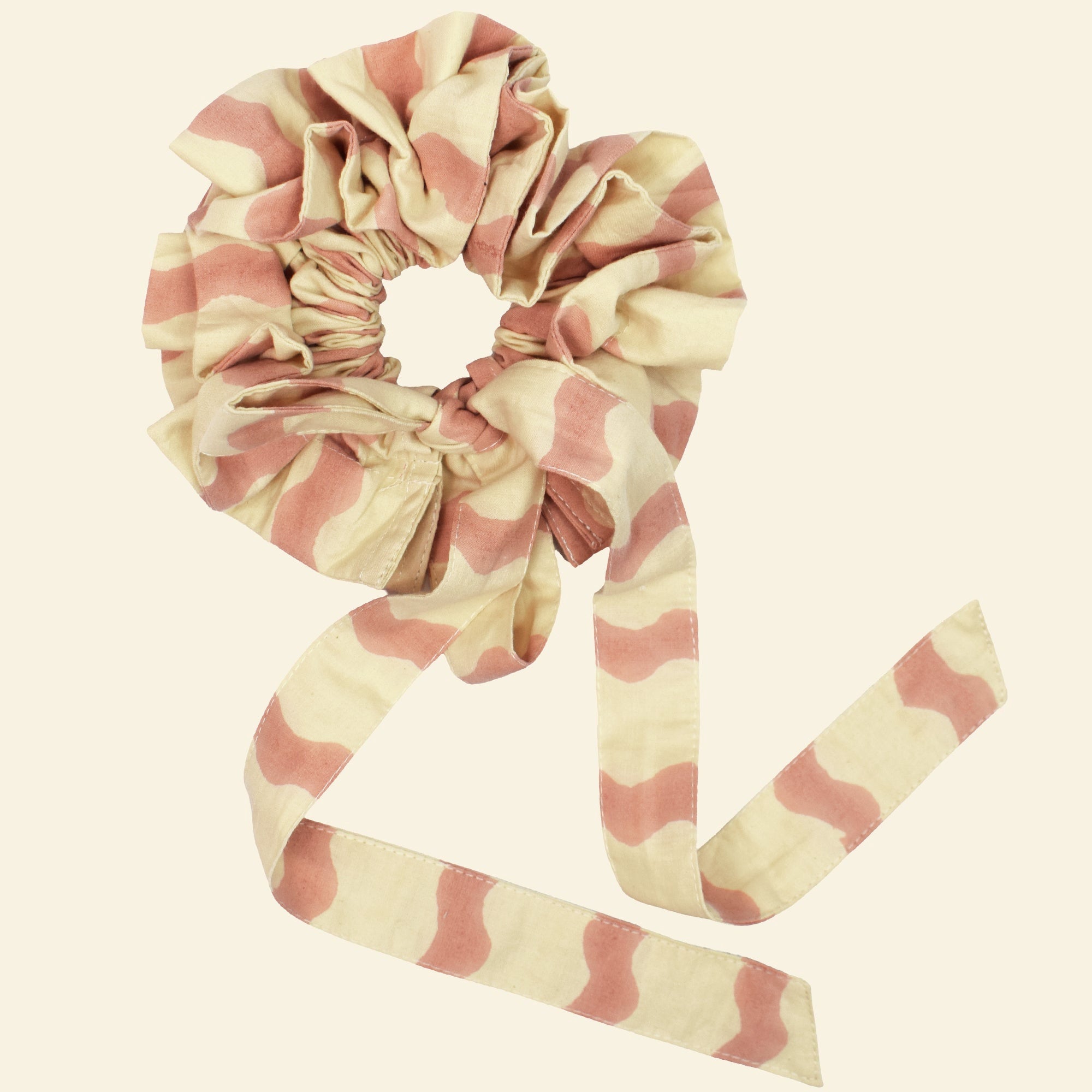 Cotton tie collar/scrunchie with ribbons printed with pink and cream striped wave pattern